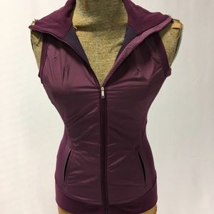 Lululemon Zippered Run Vest size 4